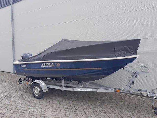 Consoleboot astra met yamaha 60pk efi 2009, blauw - afbeelding 11 van  32