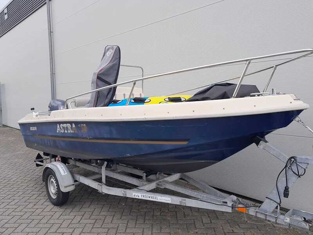Consoleboot astra met yamaha 60pk efi 2009, blauw - afbeelding 28 van  32