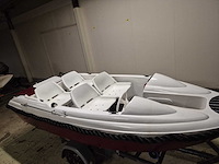 Consoleboot en visboot met inboard motor en kanteltrailer - afbeelding 30 van  35