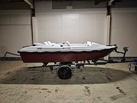 Consoleboot en visboot met inboard motor en kanteltrailer - afbeelding 33 van  35