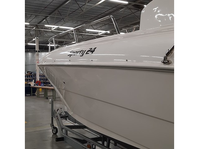 Consoleboot met 2x suzuki df150ap (2021) en kalf 3000-83l boottrailer, esr marine, sporty 24, 2022 - afbeelding 8 van  142