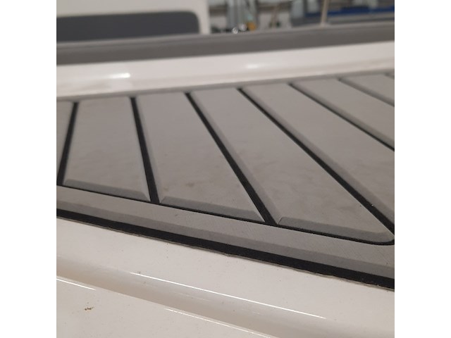 Consoleboot met 2x suzuki df150ap (2021) en kalf 3000-83l boottrailer, esr marine, sporty 24, 2022 - afbeelding 20 van  142