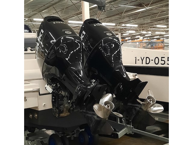 Consoleboot met 2x suzuki df150ap (2021) en kalf 3000-83l boottrailer, esr marine, sporty 24, 2022 - afbeelding 27 van  142