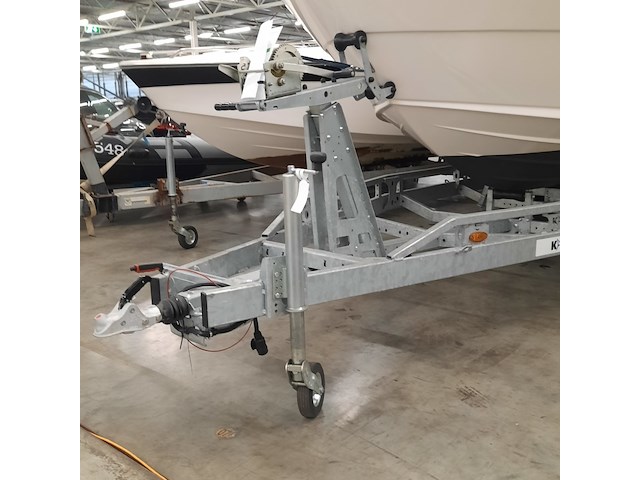 Consoleboot met 2x suzuki df150ap (2021) en kalf 3000-83l boottrailer, esr marine, sporty 24, 2022 - afbeelding 35 van  142