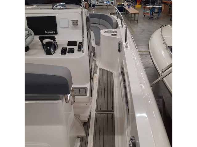 Consoleboot met 2x suzuki df150ap (2021) en kalf 3000-83l boottrailer, esr marine, sporty 24, 2022 - afbeelding 62 van  142