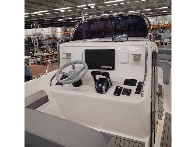 Consoleboot met 2x suzuki df150ap (2021) en kalf 3000-83l boottrailer, esr marine, sporty 24, 2022 - afbeelding 64 van  142