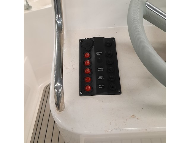 Consoleboot met 2x suzuki df150ap (2021) en kalf 3000-83l boottrailer, esr marine, sporty 24, 2022 - afbeelding 78 van  142