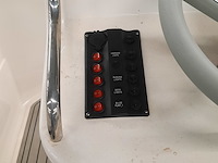 Consoleboot met 2x suzuki df150ap (2021) en kalf 3000-83l boottrailer, esr marine, sporty 24, 2022 - afbeelding 78 van  142