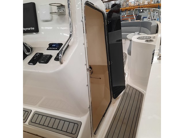 Consoleboot met 2x suzuki df150ap (2021) en kalf 3000-83l boottrailer, esr marine, sporty 24, 2022 - afbeelding 101 van  142