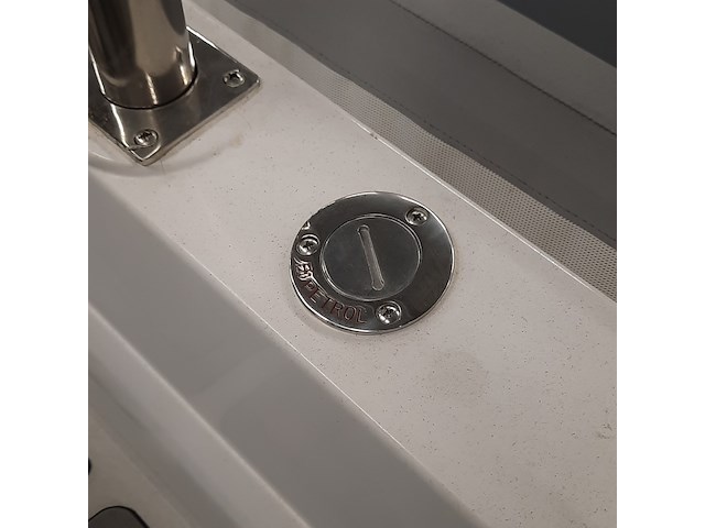 Consoleboot met 2x suzuki df150ap (2021) en kalf 3000-83l boottrailer, esr marine, sporty 24, 2022 - afbeelding 107 van  142