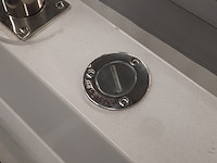 Consoleboot met 2x suzuki df150ap (2021) en kalf 3000-83l boottrailer, esr marine, sporty 24, 2022 - afbeelding 107 van  142