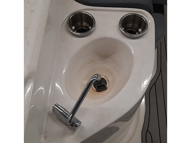 Consoleboot met 2x suzuki df150ap (2021) en kalf 3000-83l boottrailer, esr marine, sporty 24, 2022 - afbeelding 112 van  142