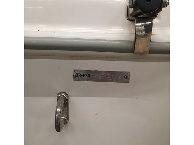 Consoleboot met 2x suzuki df150ap (2021) en kalf 3000-83l boottrailer, esr marine, sporty 24, 2022 - afbeelding 122 van  142