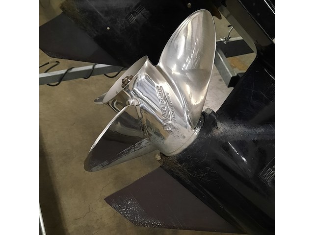 Consoleboot met 2x suzuki df150ap (2021) en kalf 3000-83l boottrailer, esr marine, sporty 24, 2022 - afbeelding 128 van  142