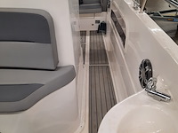 Consoleboot met 2x suzuki df150ap (2021) en kalf 3000-83l boottrailer, esr marine, sporty 24, 2022 - afbeelding 138 van  142