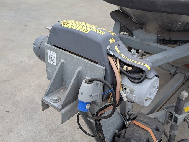 Consoleboot, twister, 600 pro, 2007, met buitenboordmotor, honda bf135a op boottrailer, pega zb2000/600 - afbeelding 25 van  45