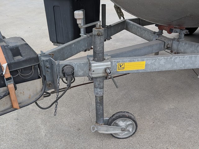 Consoleboot, twister, 600 pro, 2007, met buitenboordmotor, honda bf135a op boottrailer, pega zb2000/600 - afbeelding 27 van  45
