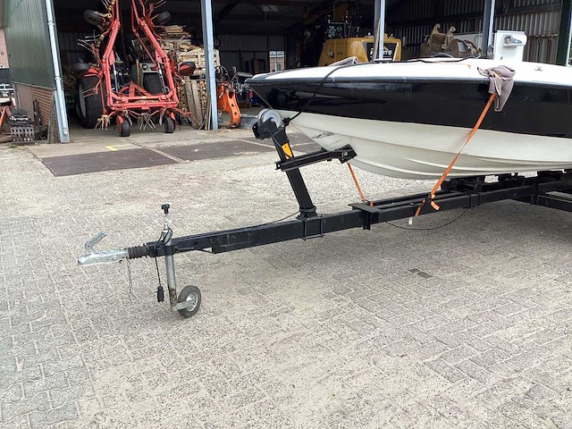 Consoleboot & visboot - afbeelding 15 van  18