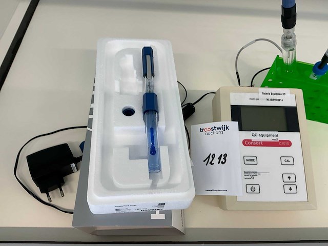 Consort c1010 multi-parameter analysator - afbeelding 3 van  3