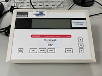 Consort c3040 multi-parameter analyzer - afbeelding 2 van  4
