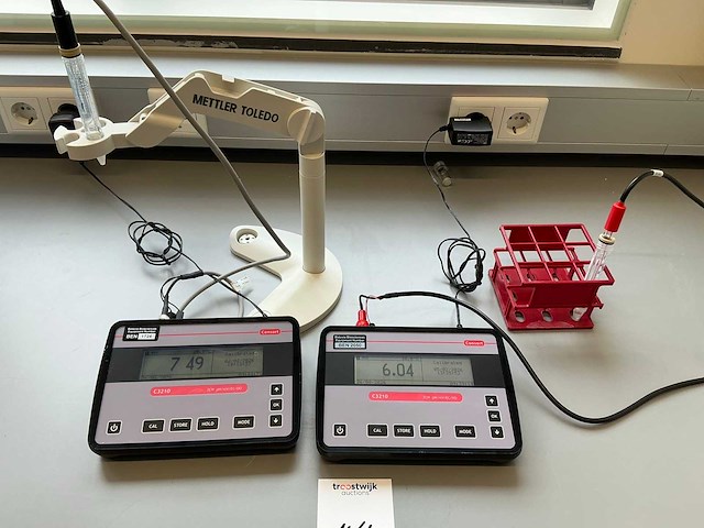 Consort c3210 dual channel ph,ec,do,orp-meter (2x) - afbeelding 1 van  9
