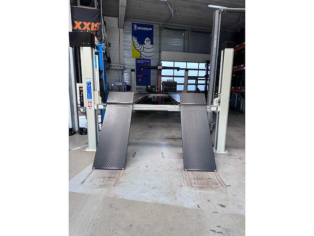 Consul - 2022 - h405 - hefbrug - afbeelding 4 van  8