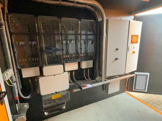 Container 10 ft. plc besturing 4x45kw - afbeelding 14 van  16