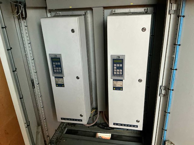 Container 10 ft. plc besturing 4x45kw - afbeelding 6 van  19