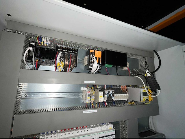 Container 10 ft. plc besturing 4x45kw - afbeelding 3 van  44