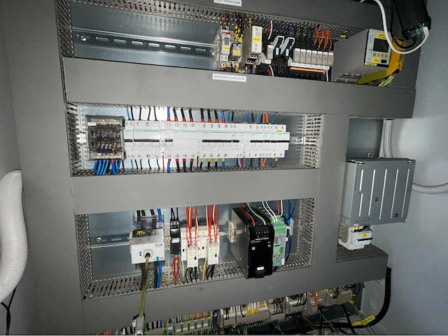 Container 10 ft. plc besturing 4x45kw - afbeelding 4 van  44