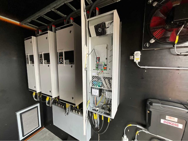 Container 10 ft. plc besturing 4x45kw - afbeelding 16 van  44