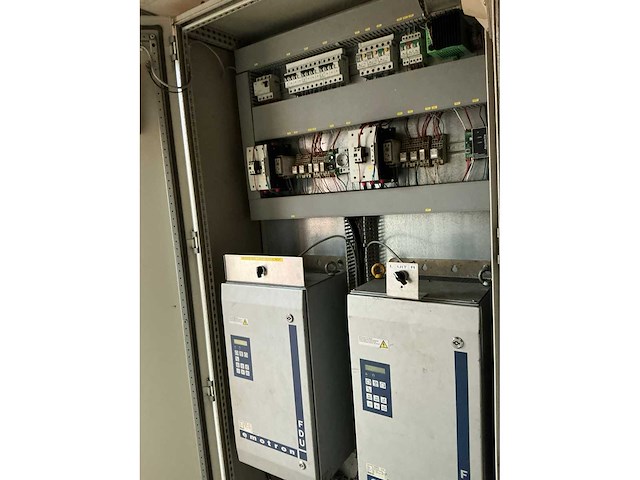 Container 5ft plc besturing 2x45kw - afbeelding 12 van  16