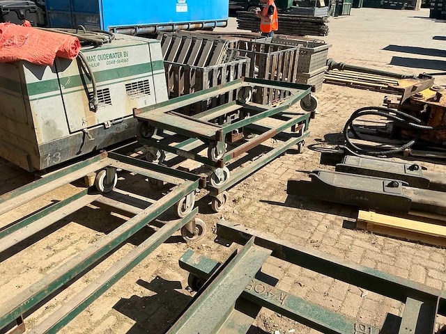 Container onderstel / mover (5x) - afbeelding 4 van  5