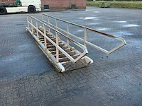 Container oplooptrap - afbeelding 2 van  4