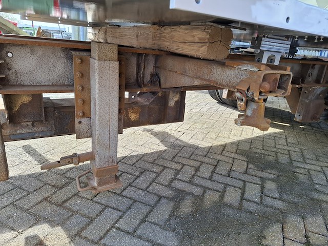 Container transporter - afbeelding 11 van  11