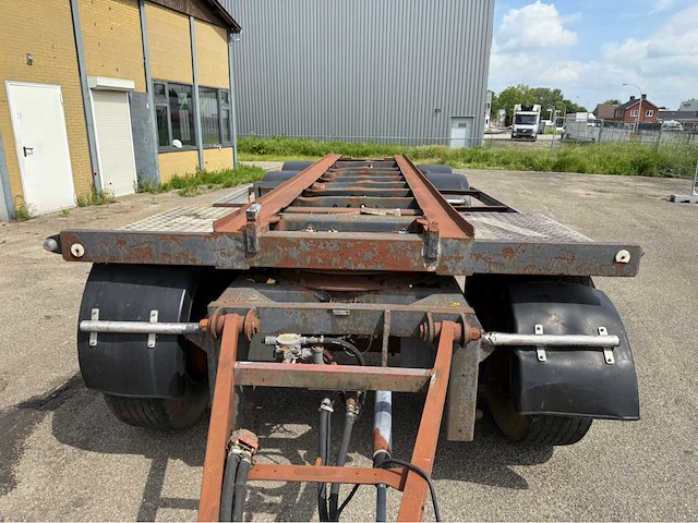 Containeraanhangwagen - afbeelding 14 van  21