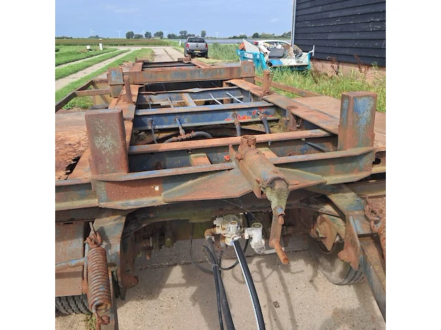 Containerchassis/oplegger - afbeelding 2 van  29
