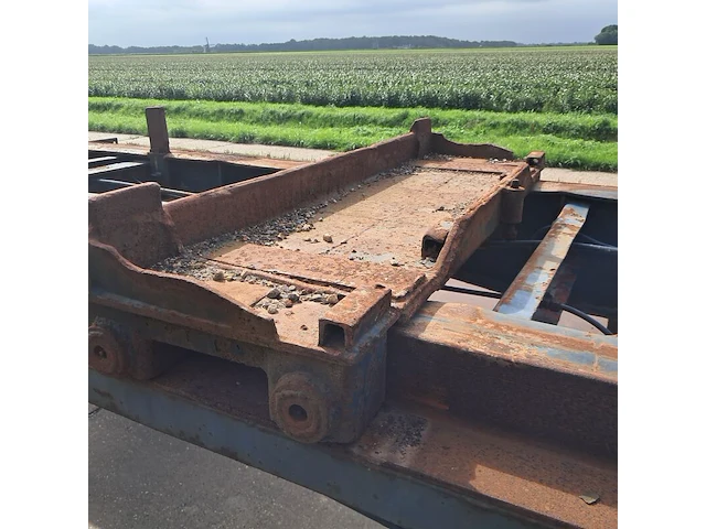 Containerchassis/oplegger - afbeelding 20 van  29