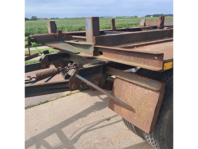 Containerchassis/oplegger - afbeelding 22 van  29