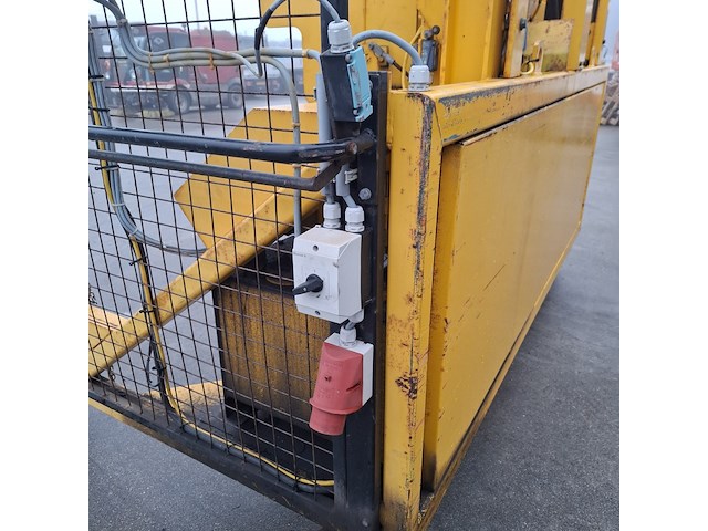 Containerkantelaar/ laadsysteem, stansz, 2010.045, 2010 - afbeelding 3 van  22