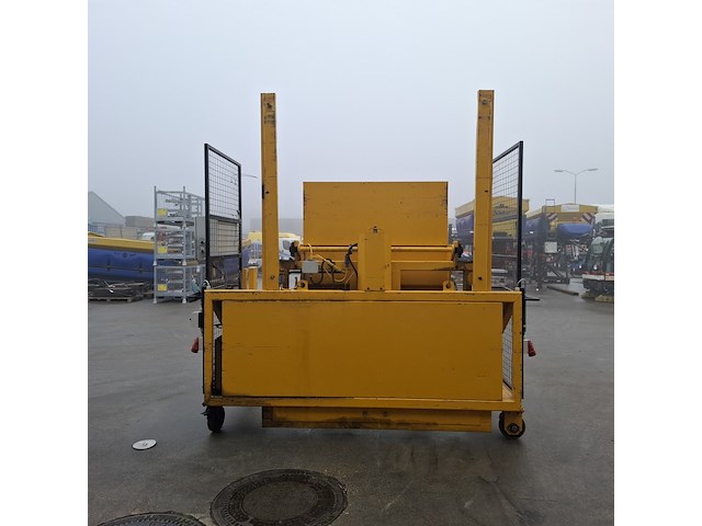 Containerkantelaar/ laadsysteem, stansz, 2010.045, 2010 - afbeelding 18 van  22