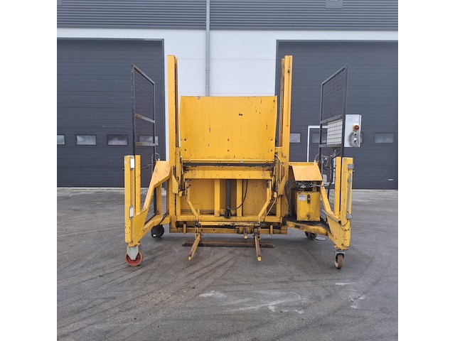 Containerkantelaar/ laadsysteem, stansz, 2010.046, 2010 - afbeelding 1 van  23