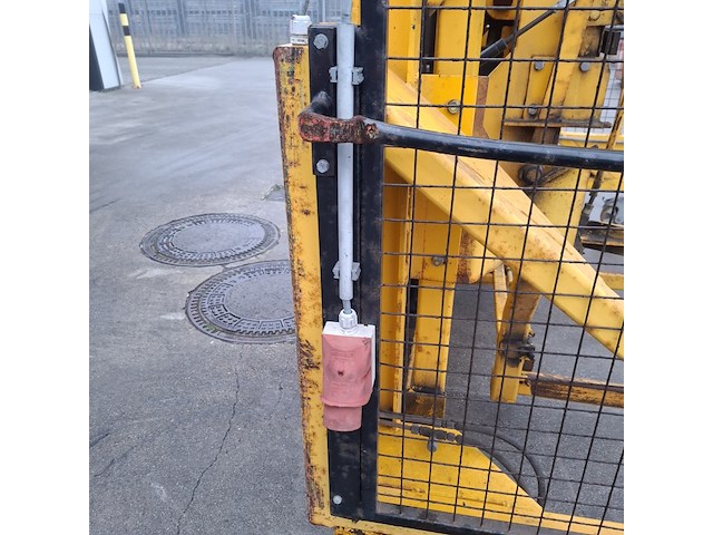 Containerkantelaar/ laadsysteem, stansz, 2010.046, 2010 - afbeelding 14 van  23