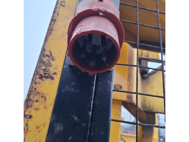 Containerkantelaar/ laadsysteem, stansz, 2010.046, 2010 - afbeelding 15 van  23