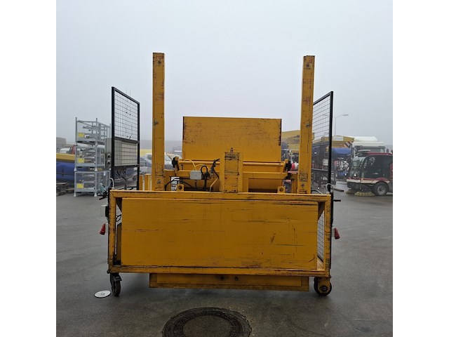 Containerkantelaar/ laadsysteem, stansz, 2010.046, 2010 - afbeelding 19 van  23