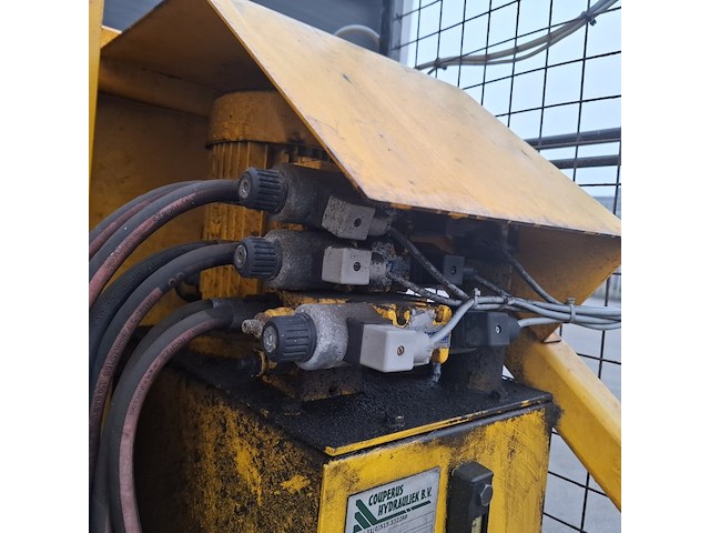 Containerkantelaar/ laadsysteem, stansz, ha 22kw, 2010 - afbeelding 9 van  21