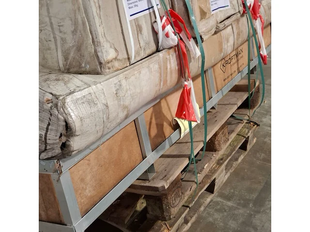 Containeroverkapping, kroftman - afbeelding 8 van  9