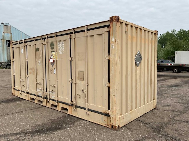 Containers - afbeelding 1 van  4