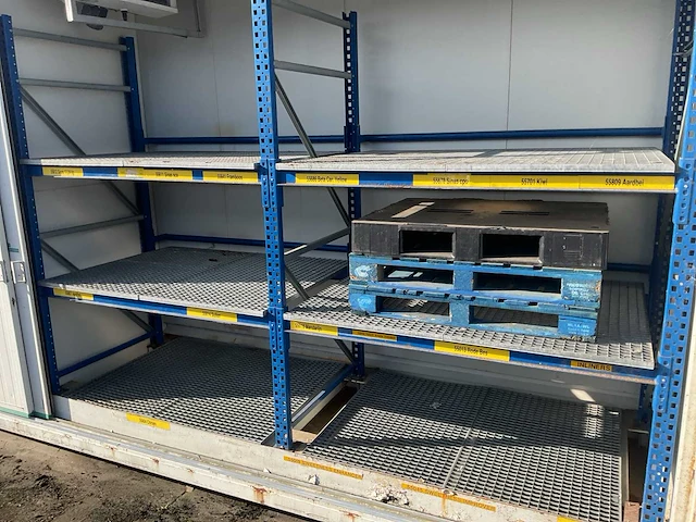 Containers - afbeelding 5 van  7