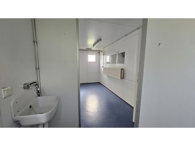 Containerunits met kleed en sanitair voorzieningen - afbeelding 24 van  48